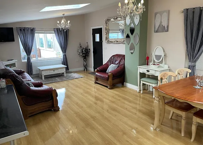 Cleomack View, Annexe Apartment With Hot Tub